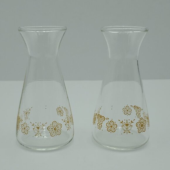 Pyrex Butterfly Gold Glass Salt & Pepper Shakers Corelle Clear Glass Shaker Set - Picture 4 of 11